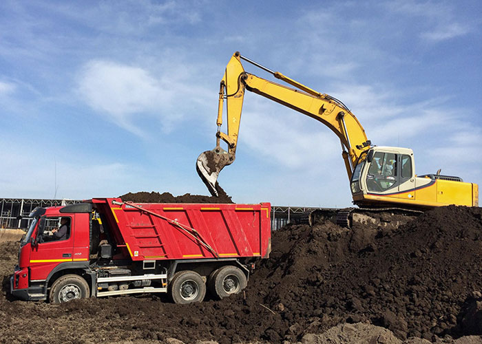 Работа экскаватора на фото Работа экскаватора на фото